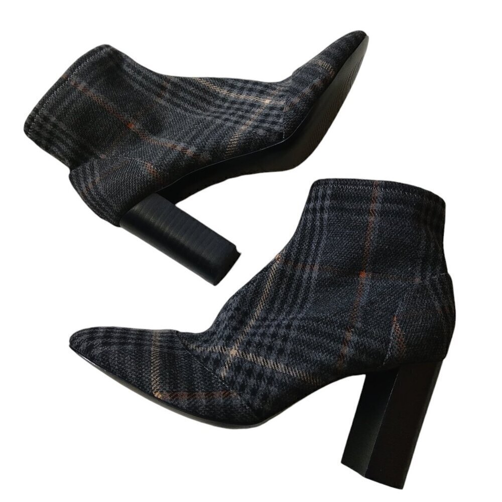 Charles By Charles David Size 6?? Plaid Heeled Booties Preppy City Classic
